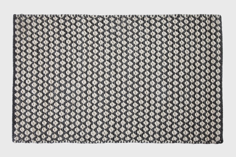 IRAPUÃ EM CHENILE PRATA 1